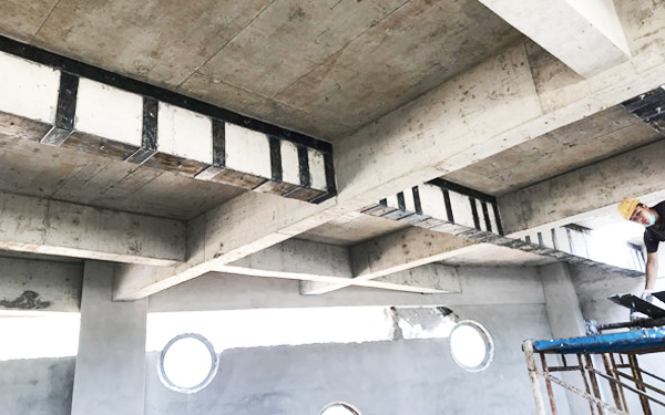 清遠粘貼鋼板植筋加固工程項目正式開工!