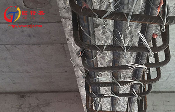 惠州一小學梁加大截面